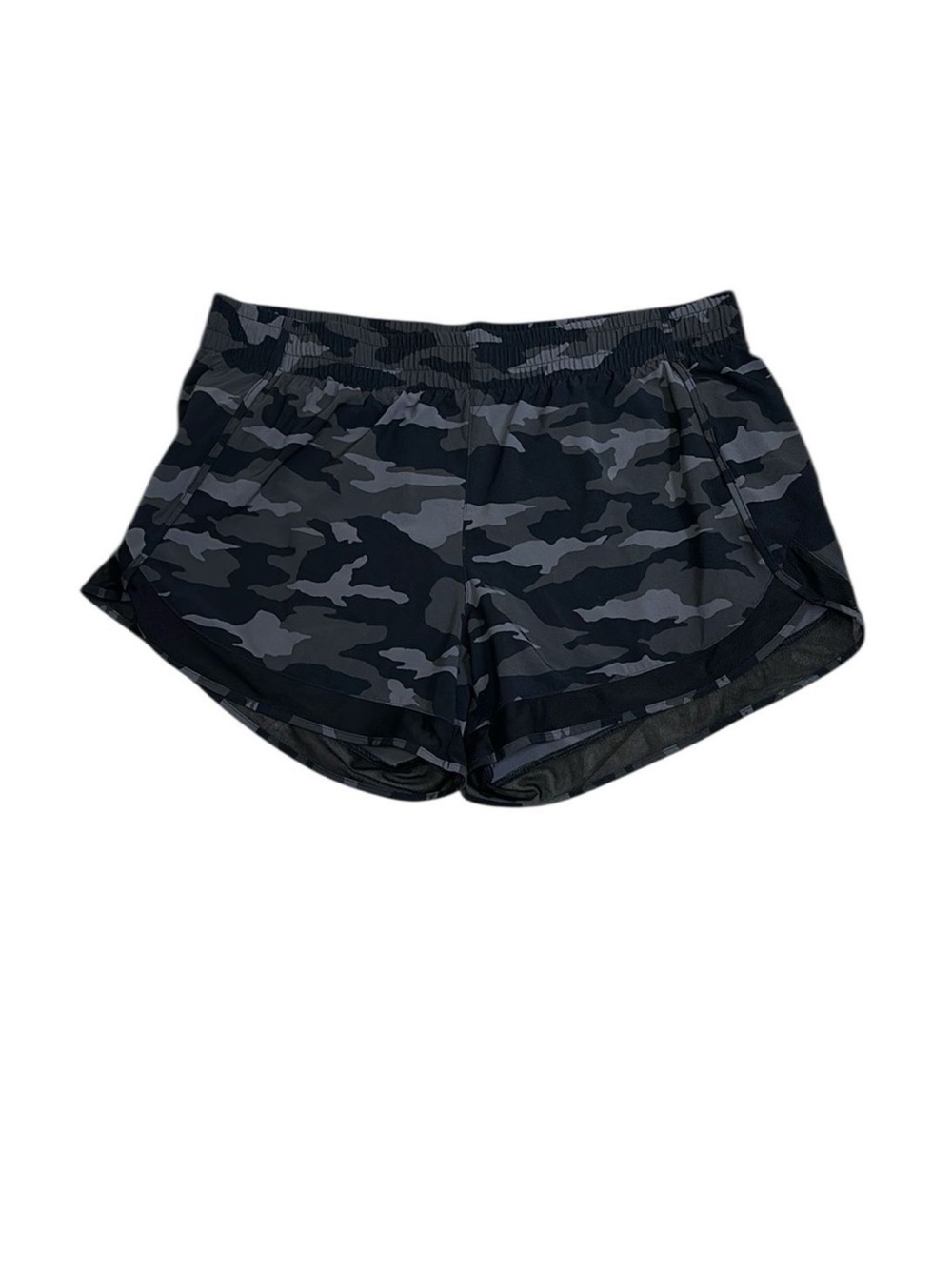 Athleta Racer Run Mid Rise Short 4” Black Camo Size Large